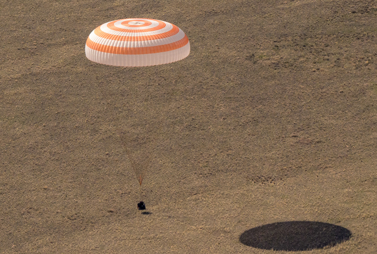 iss exp64 sojuzms17 landing