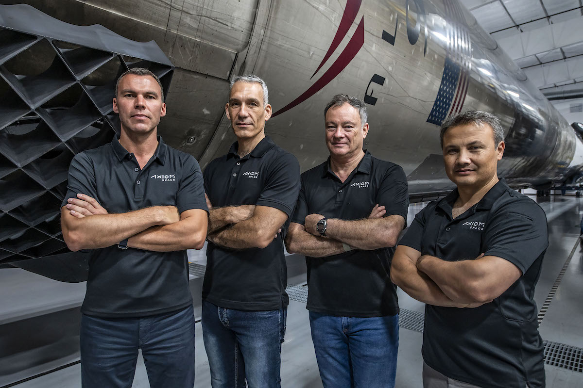 Nella foto l'equipaggio di Ax-3, da sinistra lo svedese Marcus Wandt, Walter Villadei, Michael López-Alegría e il turco Alper Gezeravci. Crediti: Axiom Space.